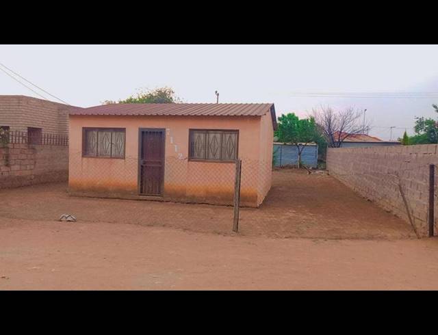 2 BEDROOM HOUSE FOR SALE IN DRIEZIEK